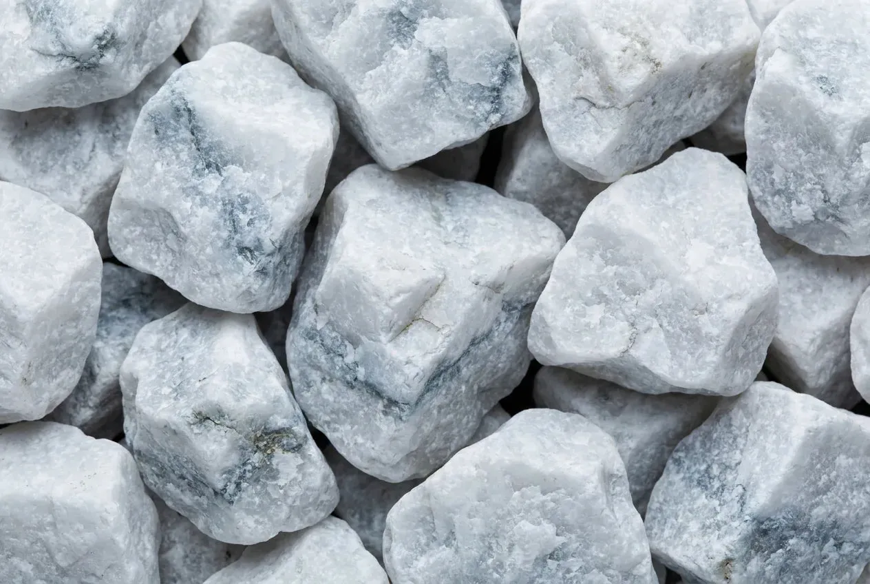 Calcium mineral crystals, an ingredient in Magic Scoop Electrolytes + Creatine.